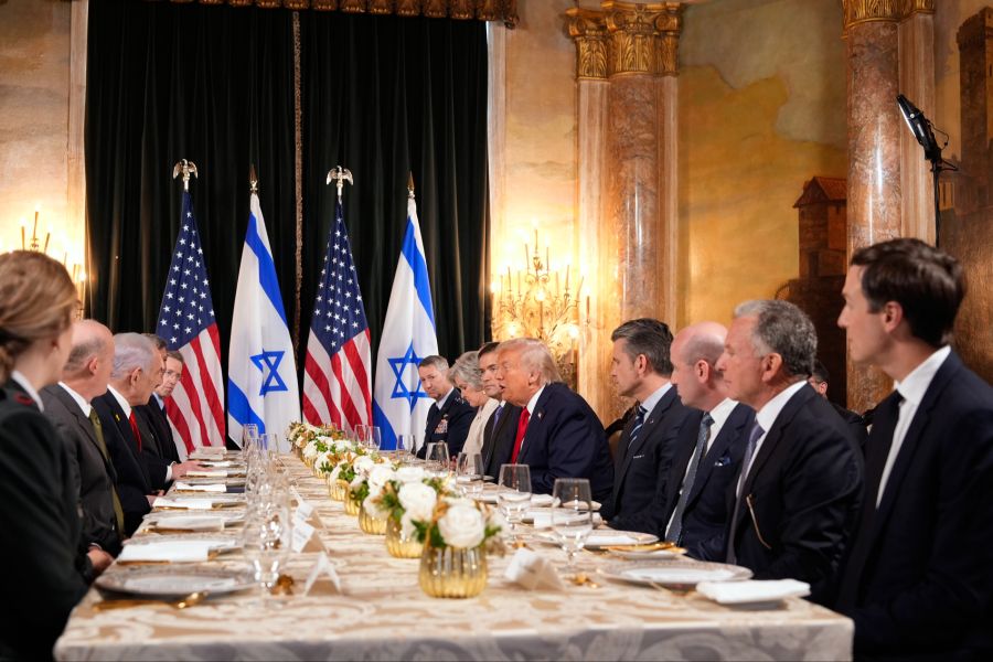 Anwesend sollen neben Trump auch die wichtigsten Mitglieder seines Kabinetts gewesen sein mit Ausnahme von Vize JD Vance. (Symbolbild)