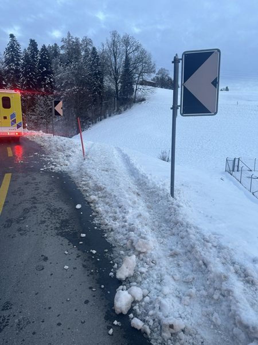 Hier kam der Mann ab der Strasse.