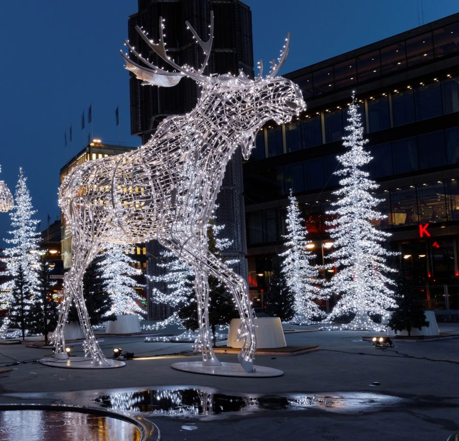 Glitzernde Elche in Stockholm