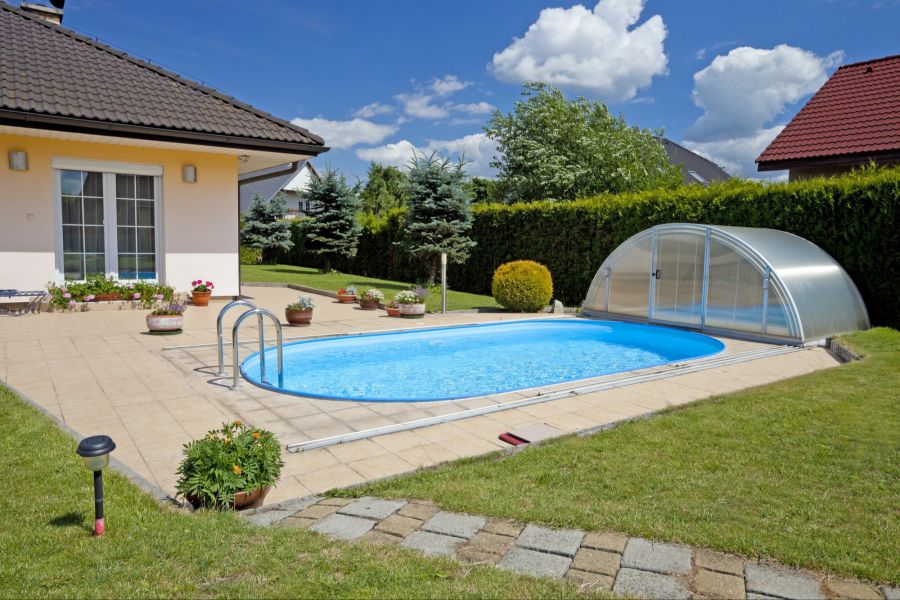 Haus, Pool, Garten