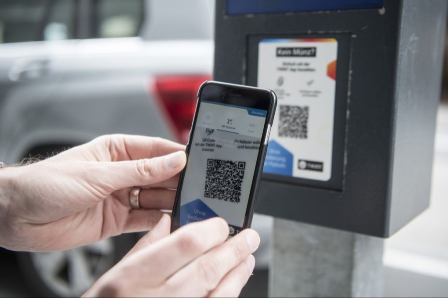 Noch bis zum 10. November können die betroffenen User die Bezahl-App nutzen.