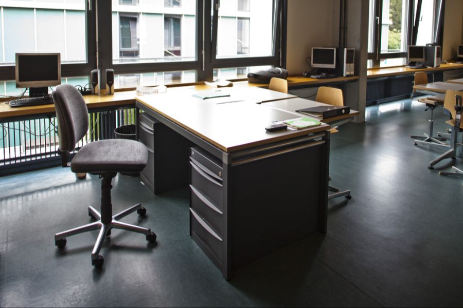 Drei Lehrpersonen klagen über Rassismus und Sexismus. (Symbolbild)