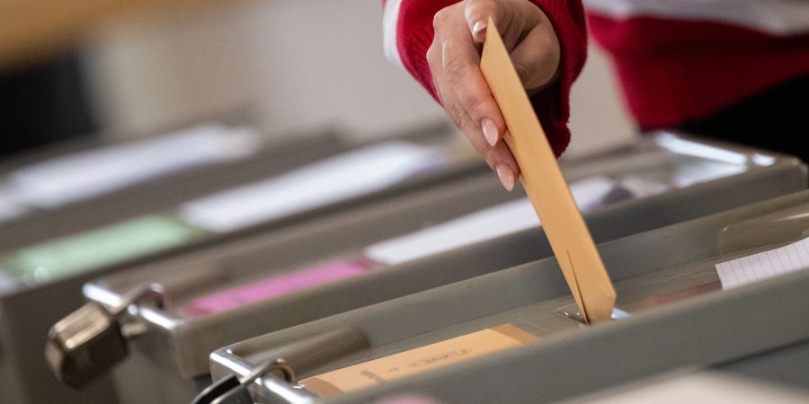 Eine Woche vor den Landtagswahlen in Thüringen und Sachsen sieht eine neue Umfrage des Instituts Insa für die «Bild» die AfD in beiden Ländern vorn. (Symbolbild)