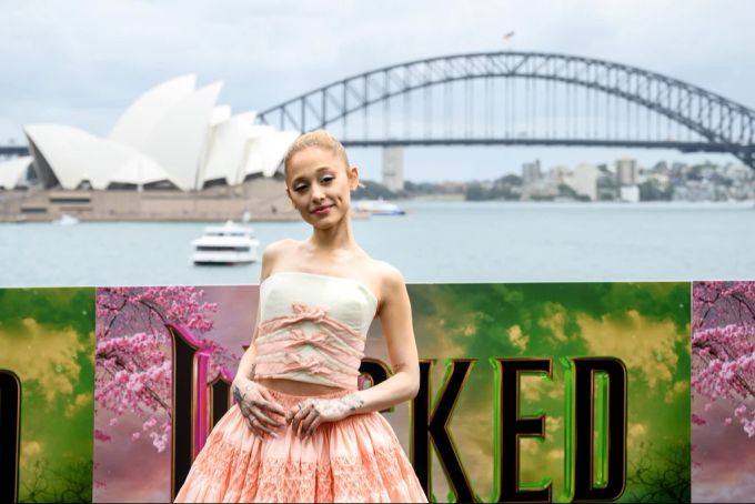 Ariana Grandes Aussehen sorgt nicht das erste Mal für Spekulationen. Ariana Grande