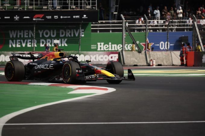 Der Red Bull von Max Verstappen ist schon länger nicht mehr das schnellste Auto im Feld. Max Verstappen Formel 1