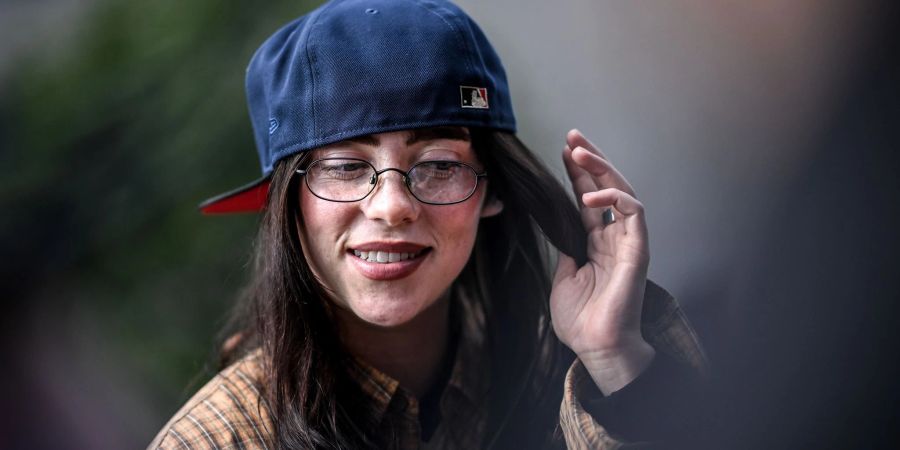 Sängerin Billie Eilish bittet ihre Fans, bei der US-Wahl mitzumachen. (Archivbild)