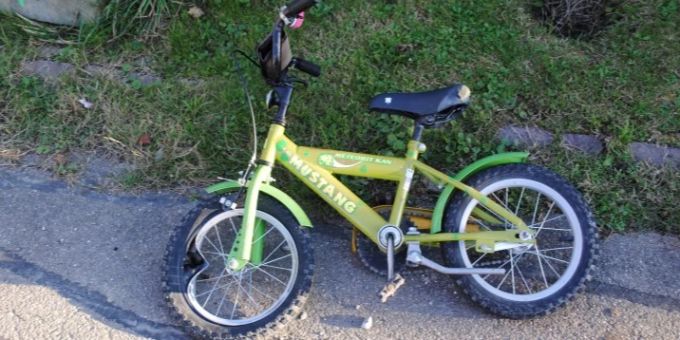 4-jähriger Knabe bei Kollision in Buchberg verletzt. Kollision in Buchberg
