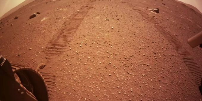 Rover «Perseverance» fährt über den Mars und schickt erstmals eine Ton-Aufnahme. Rover «Perseverance» fährt über den Mars und schickt erstmals eine Ton