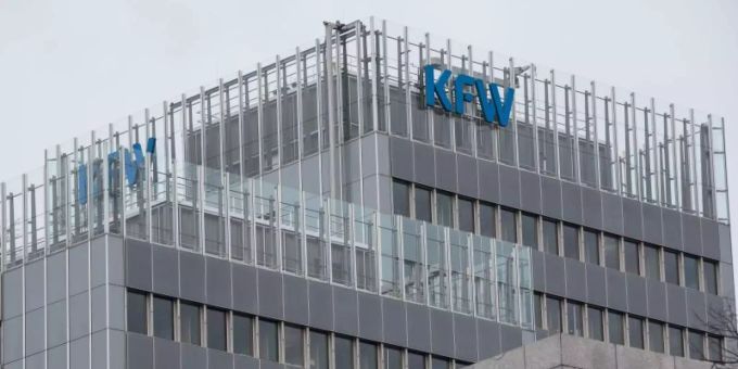 Die Zentrale der Förderbank KfW in Frankfurt am Main. Foto: Frank Rumpenhorst/dpa Die Zentrale der Förderbank KfW in Frankfurt am Main. Foto: Frank Rumpenhorst/dpa