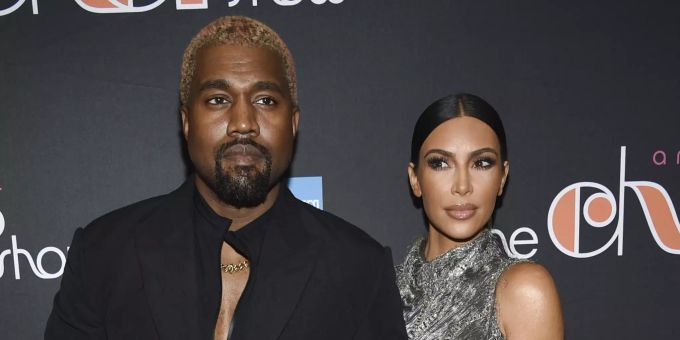 Kanye West ist sich mit Kim Kardashian einig: Beide wollen ein gemeinsames Sorgerecht für ihre vier Kinder und keiner von ihnen braucht Unterhalt. Kim Kardashian scheidung