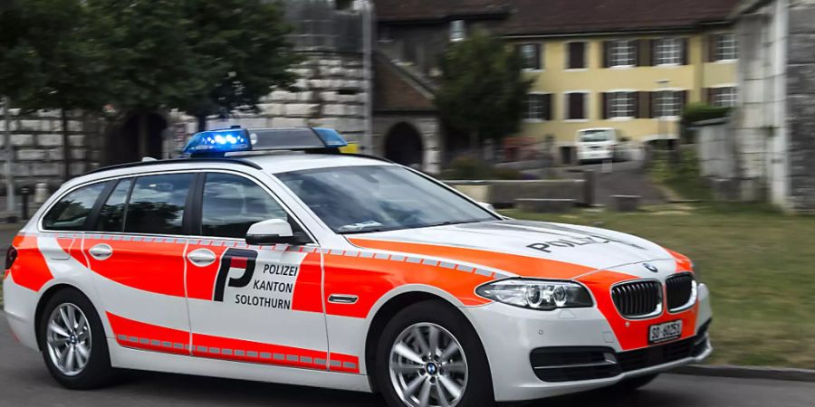 Die Kantonspolizei Solothurn ist zwei mutmasslichen Einbrechern auf die Schliche gekommen. Sie sollen ins Sekretariat der kantonalen SP eingedrungen sein. (Symbolbild)