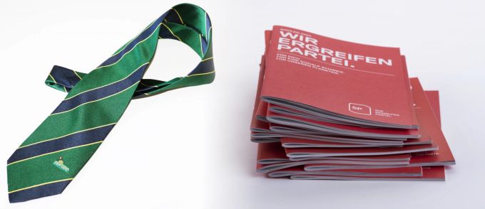 Schweizer Parteien unter sich: Krawatte der SVP, Broschüre der SP. Wahlen 2023 SVP SP