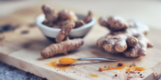 Goldgelb und gesund: Kurkuma. Kurkuma goldgelb gesund