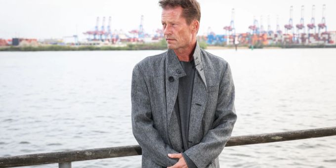«Keinen Bock» - Nora Tschirner zu schweren Vorwürfen gegen Schweiger