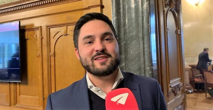 SP-Co-Präsident Cédric Wermuth kurz nach der Abstimmung im Nationalrat, wo seine Partei mithalf, den Milliarden-Antrag des Bundesrats abzulehnen. Cédric Wermuth Credit Suisse