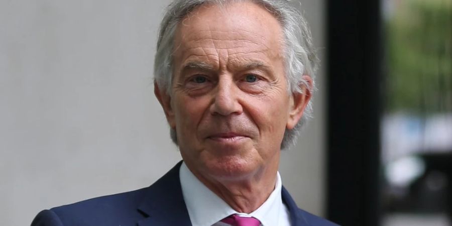 Ritter des Hosenbandordens: Sir Tony Blair.