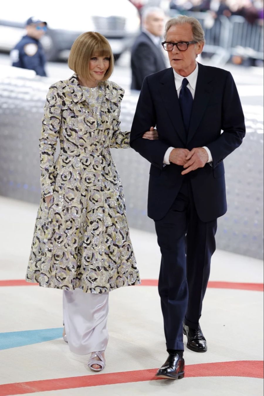 Anna Wintour zeigt sich an der Met-Gala mit Freund Bill Nighy.