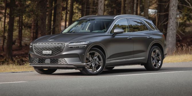 2023 Genesis Electrified GV70