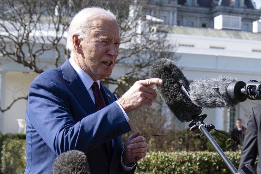 Der amtierende US-Präsident Joe Biden hat wenig Verständnis für Trumps Nawalny-Vergleiche.