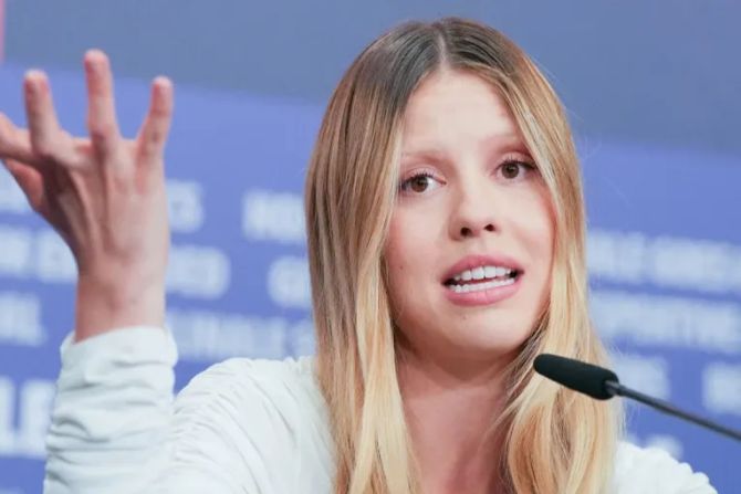 Mia Goth