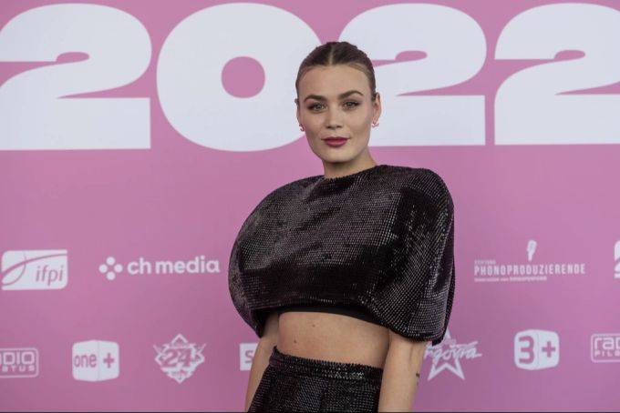 Dominique Rinderknecht wurde 2013 zur Miss Schweiz gewählt. Dominique Rinderknecht