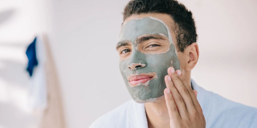 Tonerde-Masken sind gut für die Haut.