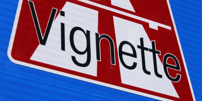 Österreich will ab 2024 eine Tagesvignette einführen. Vignette Autobahn