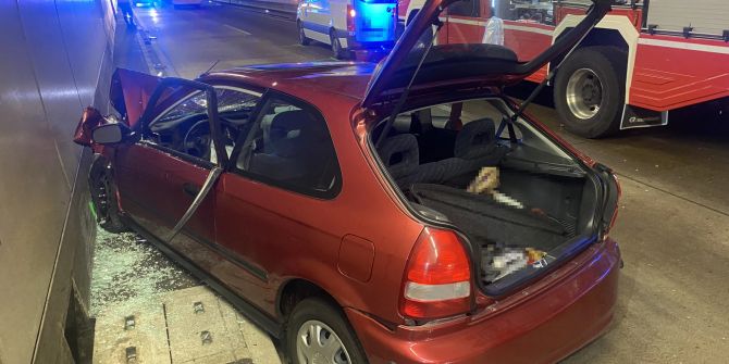 Verkehrsunfall im Seelisbergtunnel