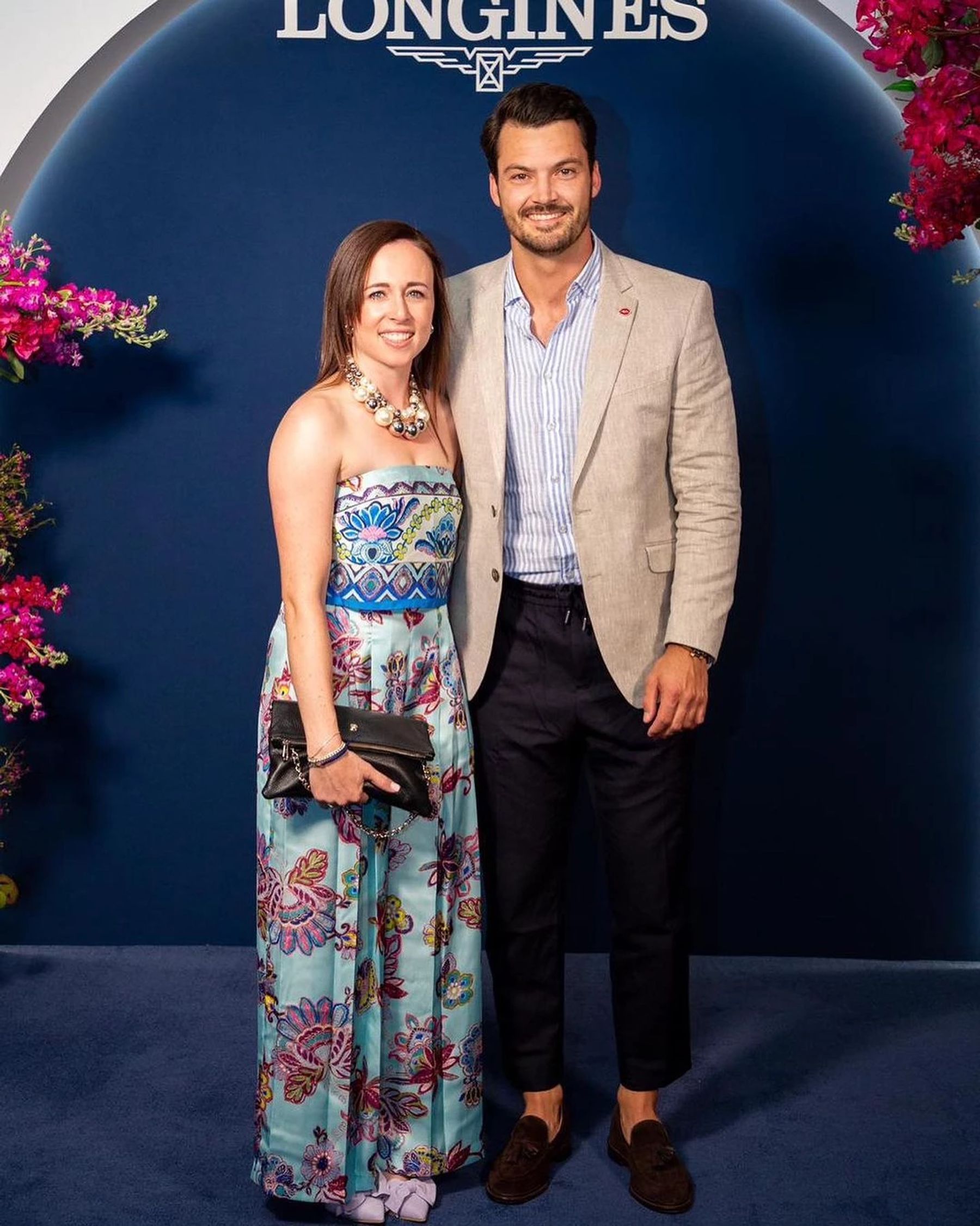 Hier posiert Ski-Star Loïc Meillard mit Mikaela Shiffrin | Nau.ch