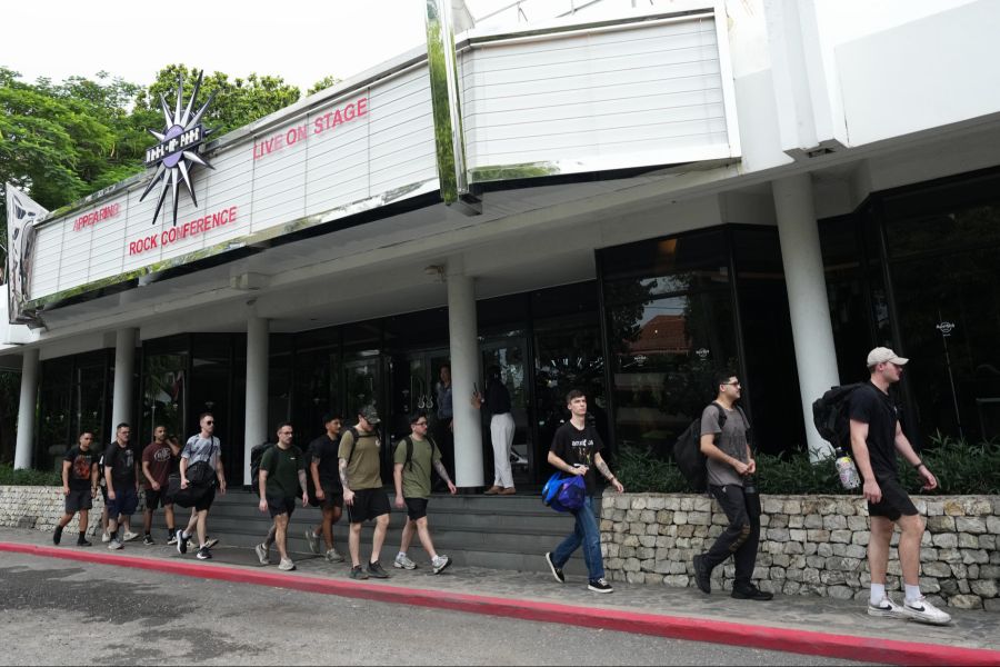 Die rund 5000 Matrosen erhalten Landgang – in der Partyhochburg Pattaya.