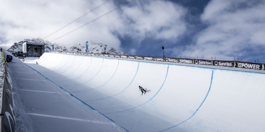 Verschiedene Fehlentscheidungen haben bei der Freestyle-WM in St. Moritz 2025 zu einem hohen Defizit geführt.