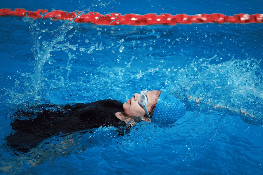 Schwimmen geht zurzeit nicht im Hallenbad in Düdingen. (Symbolbild)