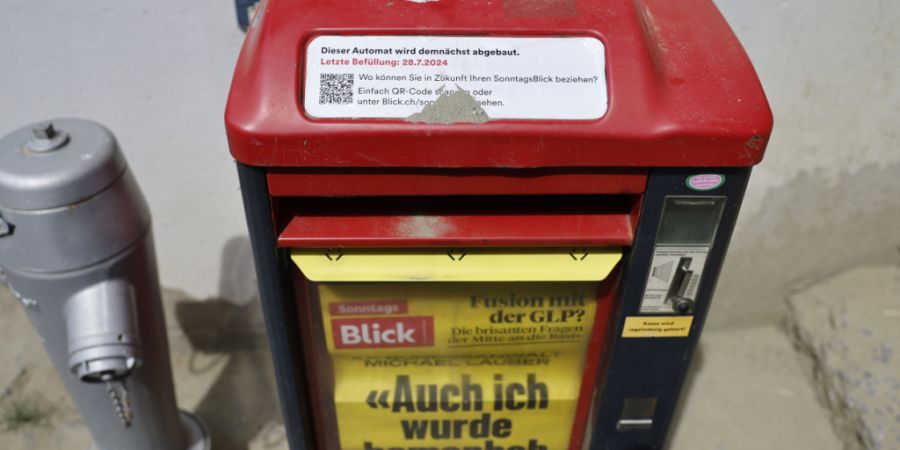 Die bekannten Automaten des «SonntagsBlick» gibt es seit 2024 nicht mehr. Nun verschiebt Ringier den Erscheinungstag auf den Samstag. (Archivbild)
