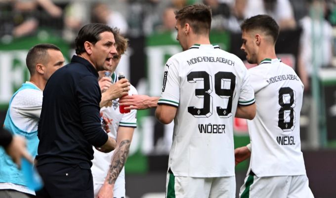 Gerardo Seoane gibt seinen Spielern Anweisungen. Gerardo Seoane