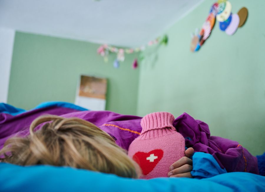 Dazu kommen zwei Magen-Darm-Erkrankungen und ein oder zwei Hautausschlag verursachende Infektionen wie das Dreitagefieber. (Symbolbild)