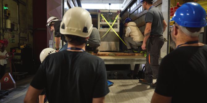 Cern Antimaterie Lkw