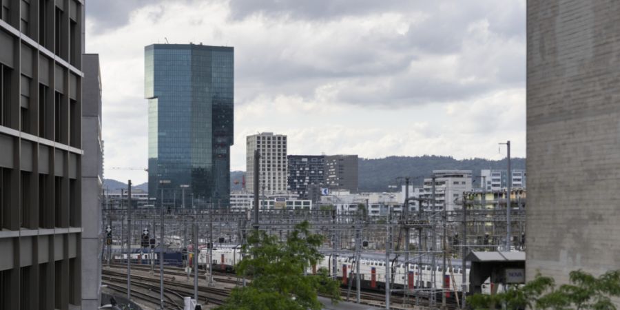 Die Stadtzürcher Stimmberechtigten werden an die Urne gebeten: Drei Parteien ergreifen das Referendum gegen die neuen Hochhausrichtlinien. (Symbolbild)