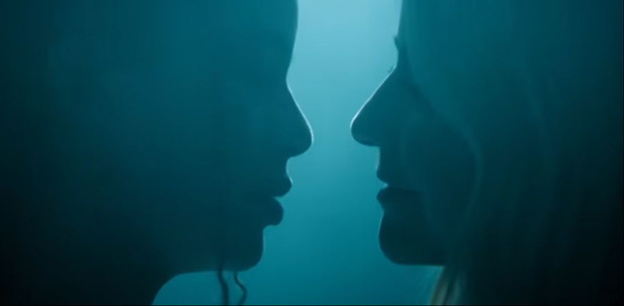 Die beiden kommen sich immer näher – fast kommt es zum Kuss!