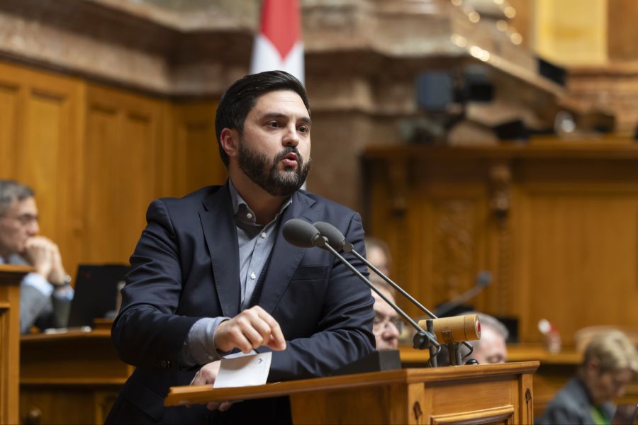 SP-Co-Präsident Cédric Wermuth sagt dazu: «Das ist heute ein Hort von Rechtsextremismus, von Erniedrigung, es ist auch ein Ort geworden, an dem Pädokriminalität völlig normal ist.»