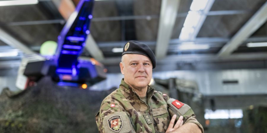 Armeechef Benedikt Roos will laut der «Schweiz am Wochenende» einen breiteren gesellschaftlichen Diskurs über Sicherheit. (Archivbild)