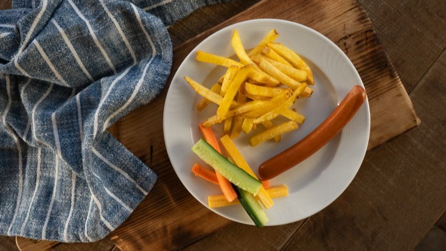 ...sowie das Wienerli oder die Cervelat sollen künftig weniger Treibhausgasemissionen verursachen.