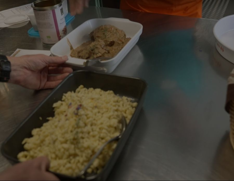 Auch drohten in solchen Situationen die für das Abendessen vorbereiteten Lebensmittel zu verderben, sagt der Hüttenwart.