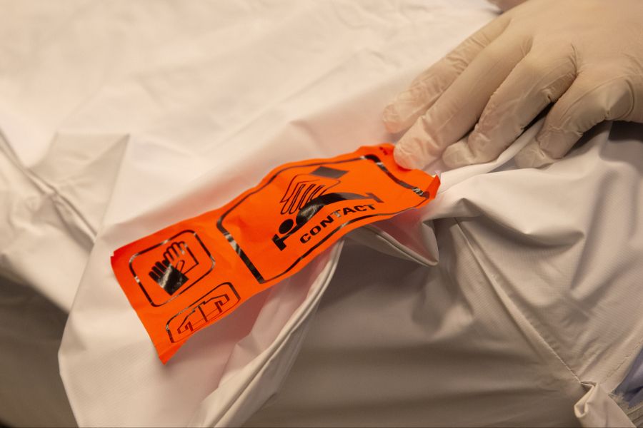 Auf Körperspenden warten die Forschenden derzeit aber noch.