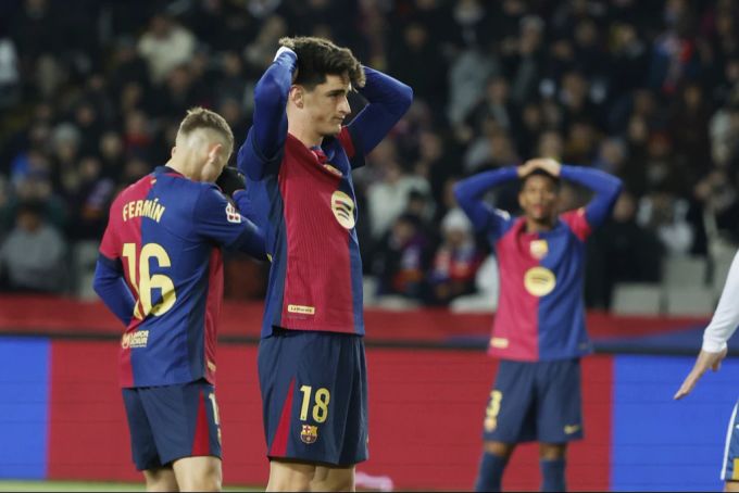 Auch Pau Victor darf beim FC Barcelona aktuell nicht spielen. FC Barcelona