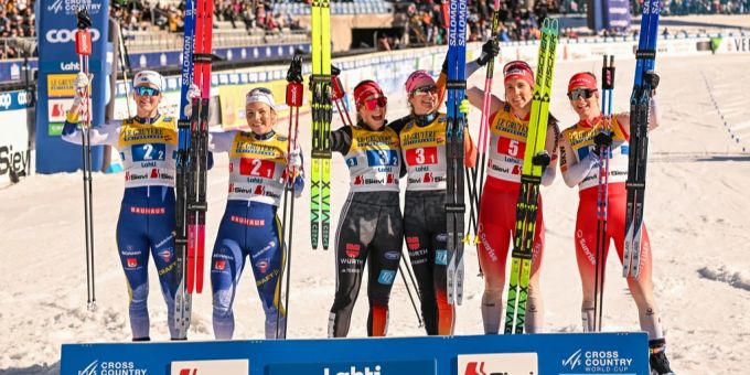 Nadine Fähndrich und Anja Weber laufen im Team-Sprint auf das Weltcup-Podest. Langlauf