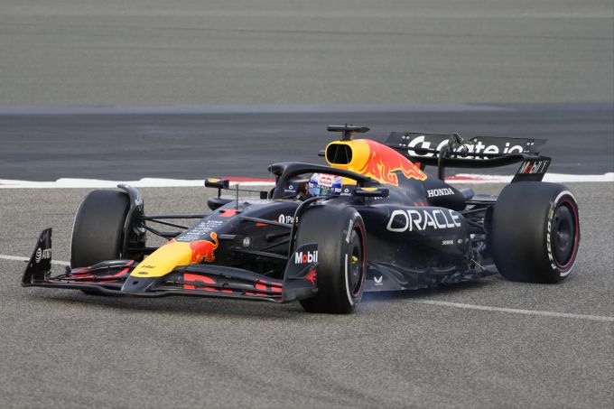 Max Verstappen entschied sich letztlich gegen einen Abschied von Red Bull. Max Verstappen Red Bull
