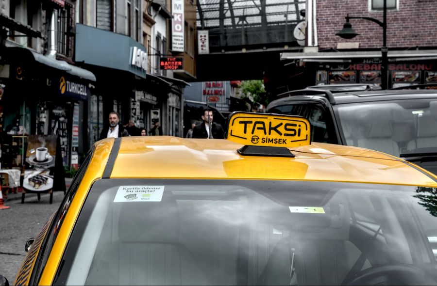 Taxi