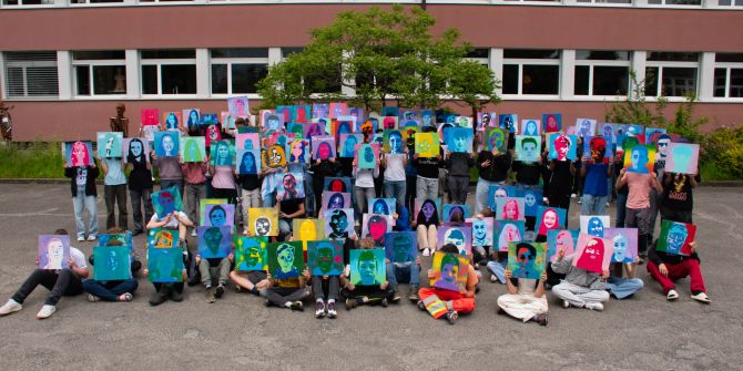 Schüler der sechs Oberstufenklassen der Schule Roggwil