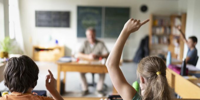 Eine Petition im Luzerner Kantonsrat will das Schulfach «Politische Bildung» einführen. (Symbolbild) Politische Bildung Petition Luzern
