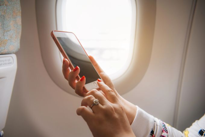 Roaming: Experten empfehlen, automatische Updates und E-Mail-Downloads im Urlaub zu deaktivieren. (Symbolbild) roaming